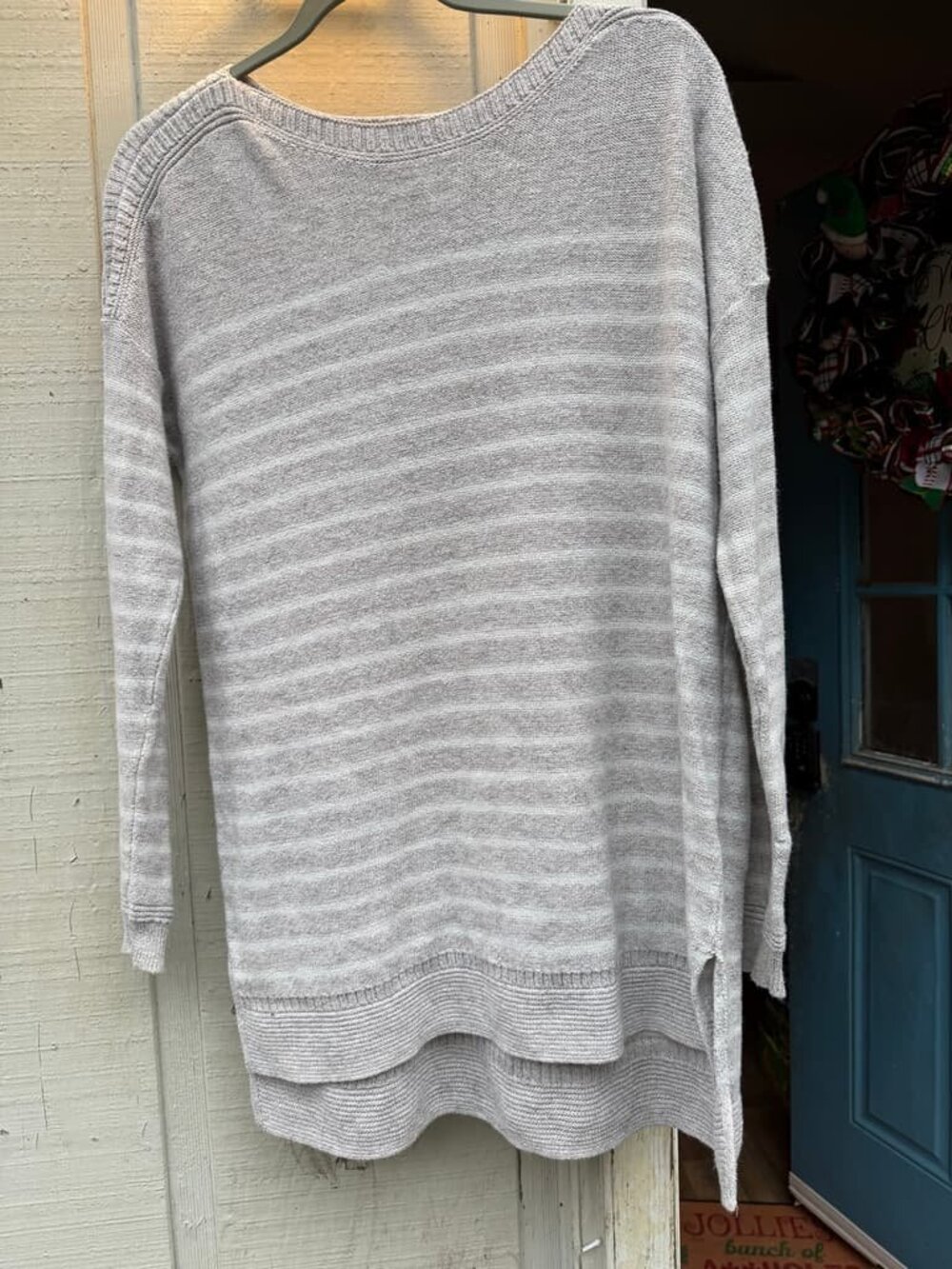 medium camel and cream